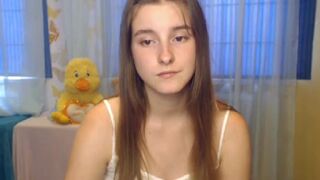 windyspirit naughty chick gets nude and jerks off