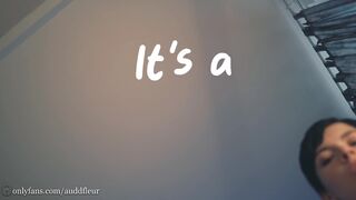 tamagochi_gf black-haired beauty pulls sex lips