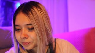 students_porn sweet tits show boobs