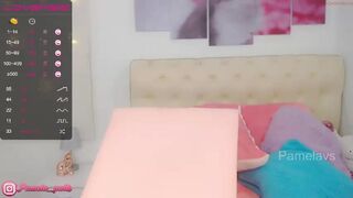 pamela_palli fiercely jerking off her fat pussy