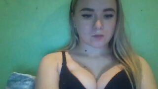 monica_roseee undresses in front of the camera