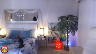 amyvalentine lustful mommy shows charms