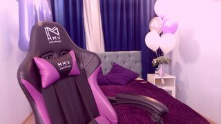 alyssafabulous mature masturbates in front of webcam