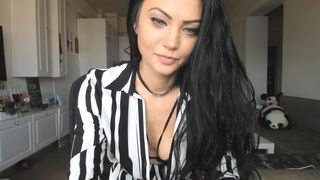 s3r3ndipity skinny in stockings pulls pussy