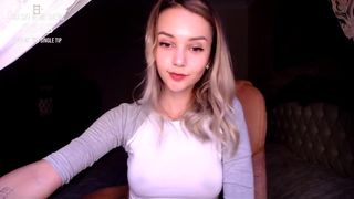 oooops___ leggy blonde pampers pussy with her fingers