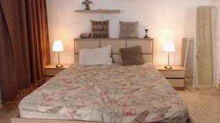 alessaandpayne hot lady passionately pulls pussy