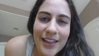 Erin mature bitch fucks both slots hard