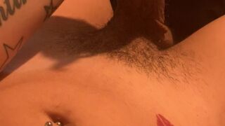 whitechinnaak busty amateur dildo