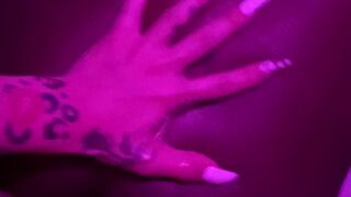 whitechinnaak stunning slut dabbles with dildo