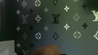 whitechinnaak Savory chick