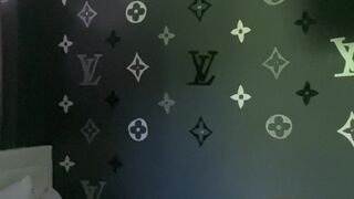 whitechinnaak Savory chick