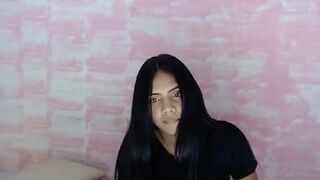 triana_hot1 babe in stockings fingering sex toy