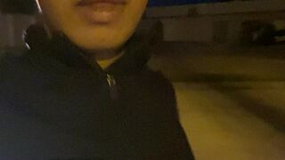 toriann mature babe jerks both holes