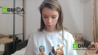 sweet_kitti19 Black haired bitch