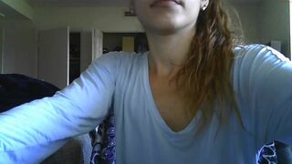 goforgreen87 cute female fucking herself with phallus