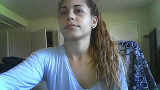 goforgreen87 cute female fucking herself with phallus