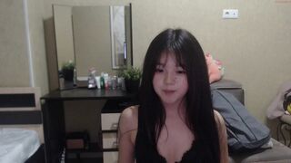 fronsa vicious bitch tightly stretches her pussy