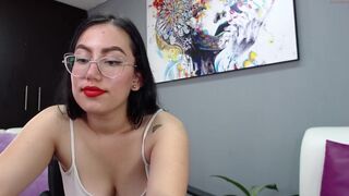 ellamartinez_ hot bitch sucks dildos