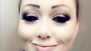 bunnydelacruz69 cute passion masturbates shaved holes