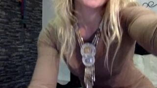 blancaamor gorgeous blonde seduces with big tits