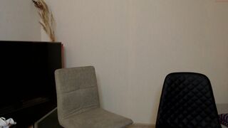 _ariana_grande__ chaturbate  Black-haired beauty pulls sex lips