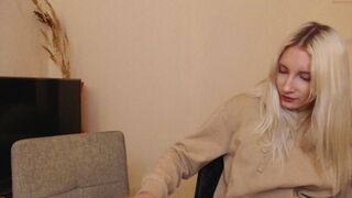 _ariana_grande__ chaturbate Busty courage is naughty with girlfriends