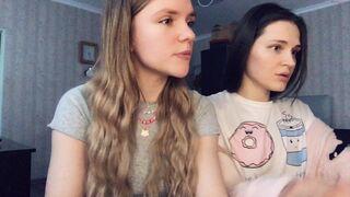 69littlebig69 chaturbate Sexy chick gets cum on face