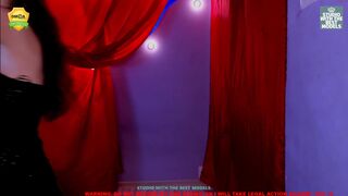 veronika_coy chaturbate Amazing babe relaxes her friend with a rubber phallus