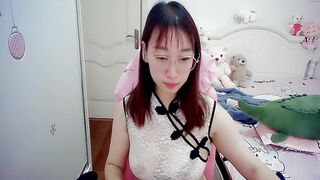 rossy_babe chaturbate Gorgeous milf fucks pussy