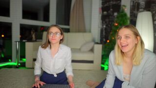 _cutelovegirl_ chaturbate Blonde harlot caresses boobs