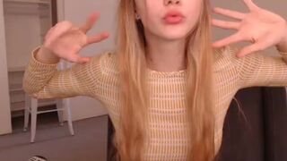 missalice_94 myfreecams Hot chicks pose naked