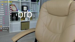 mia_milagros chaturbate Pretty lady puts on juicy vagina