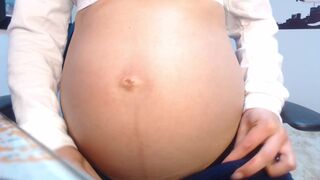 mia_love87 chaturbate The chick in stockings jerks off the ass