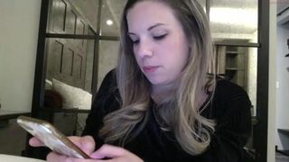 booty_beth chaturbate Shy chick poses naked