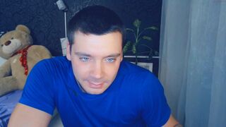 stein_carey77 chaturbate Petite babe gently masturbates cunt