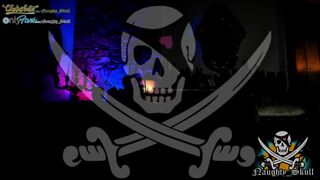 naughty_skull chaturbate  sweet pussy pulls the cap