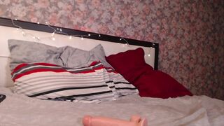 lilmadison26 chaturbate Lustful slut gently jerks off her cunt