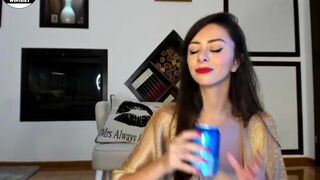 xjoannabearx myfreecams Spectacled slut fucked by sex toys