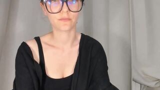 wineythepooh myfreecams Curvy nipple flirts in chat