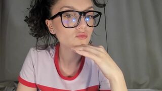 wineythepooh myfreecams Slim bitch jerks off with sex toys