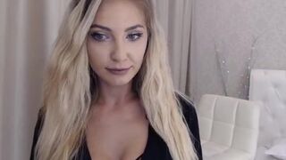 anyaa_ myfreecams Gorgeous small jerking pussy with phallus