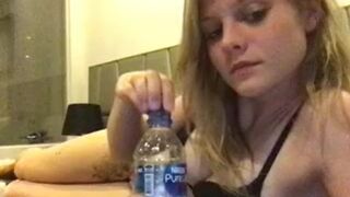 taylorwolfe myfreecams Sexual mare fingering sex toys