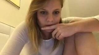 taylorwolfe myfreecams Naughty lustfully caresses juicy ass