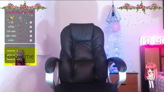 sophia_leoni chaturbate Hot babe fucks herself with glass dildo