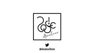 Rosie Mature babe fucks her cunt