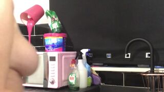 Penny Passionate chick sucks dick and fucks in her pussy