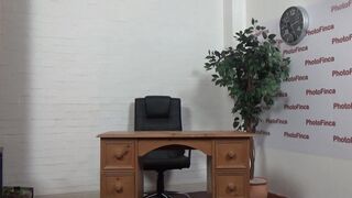 Penny Matchless chick spins elastic booty