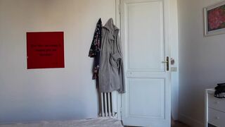 Littleredheadlisa Bitch with elastic booty posing erotically