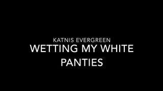 Katnis Evergreen Cute blonde fucks herself with a phallus