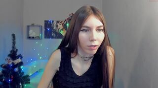 sara_grand the chick measures beautiful outfits.